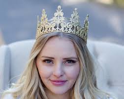 Gold Lace Crown