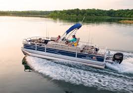 Table Rock Lake Boat Rentals In 2020 Boat Rental Fishing Pontoon Fishing Pontoon Boats