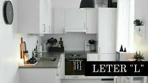 Pintu kabinet dan rak dari kayu ash dibuat agar sesuai untuk ruang dan harga kitchen set yang tidak terlalu besar. Kitchen Set Termurah Di Solo 0857 8048 5624 Kitchen Set Solo Termurah 0857 8048 5624
