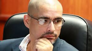 Senado aprueba mayores límites a descuentos para envejecientes