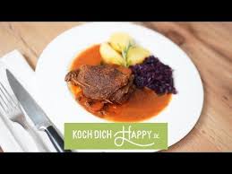 Video Rinderrouladen Ein Leckeres Rezept Aus Der Kategorie Fleisch Geflugel Wild Mehr Amc Rezepte Findest Du Auf W Rinderrouladen Rinder Rouladen Rezepte