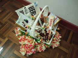 2 April 2016 Saturday Gubahan Hantaran Coklat Untuk Majlis Bertunang