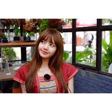 lisa blackpink house tv in thailand aesthetics blackpink instagram selebriti gadis lucu gadis korea