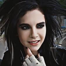 𝐊𝐚𝐮𝐥𝐢𝐭𝐳 𝐀𝐝𝐝𝐢𝐜𝐭𝐢𝐨𝐧 added a new photo.