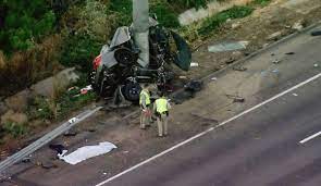 The crash occurred in the area of hawthorne boulevard and west 103rd street at around 11:50 p.m. 4 Killed In Crash That Left Bmw Wrapped Around Pole On 710 Freeway Chicago Tribune