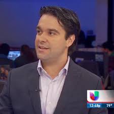 Stream Salud Y Tecnologia WKAQ 580 San Juan