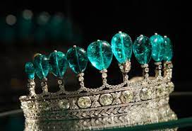 The Most Famous Jewels In The World Jewels Of Notoriety The world's only flawless 100 carat diamond was recently sold to jeweller harry winston for a record of $27 million.