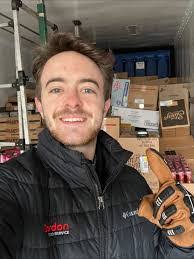 Chris Willett's Instagram, Twitter & Facebook