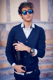 Check spelling or type a new query. 12 Conseils Pour Les Etudiants Qui Veulent Adopter Le Style Vestimentaire Homme Archzine Fr