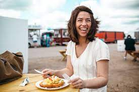Marzipan, sprinkles, tahini ‍ host of #girlmeetsfarm @foodnetwork author of #mollyontherange & #homeiswheretheeggsare mommy to bernie linkinprofile.com/mollyyeh. Molly Yeh Hits The County Fair For Sweet Potato Fries And Frybread Tacos