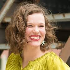 Leanna Lee's Instagram, Twitter & Facebook