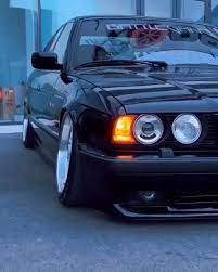 Pin By Bmw Flow On Galaxy Wallpaper Bmw E34 Bmw Bmw Motors