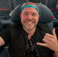 This boy is heading to Fresno, California! I'm ready to rock the Golden  State!! 🌴 ☀️ ✈️