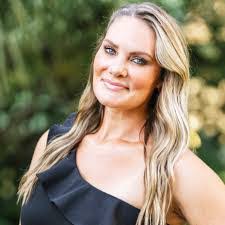 Shana Rawls's Instagram, Twitter & Facebook