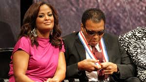 Muhammad ali's daughter reveals that her father's heart kept beating for 30 minutes after all his organs failed. Muhammad Ali S Daughter Predicts Bright Future For Boxing In Saudi Arabia The Rahnuma Daily