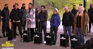 Maybe you would like to learn more about one of these? Les Touristes Tf1 Quelle Audience Pour Arthur Et La Mission Cascadeurs Avec Claude Koh Lanta Toutelatele