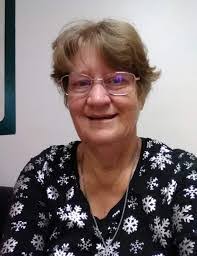 Loretta Gunn's Instagram, Twitter & Facebook