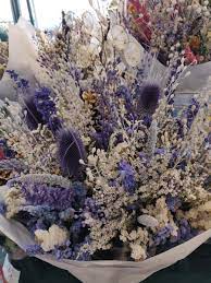 The florists can help if you need inspiration. Louise Auerhahn On Twitter Winter Bouquets Of Dried Flowers At Seattle S Pike Place Market Flowerreport