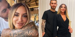 Hande erçel ile akraba olan hülya duyar hande erçel gibi bir çok genç yeteneğin televizyon sektörüne atılmasında ön ayak olmuştur. Adem Buyuk Un Esi Merve Buyuk Kimdir Nereli Ve Kac Yasinda