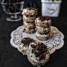 Diusahakan oleh seorang wanita bernama norlida yaacob. 3balang Rm85 Biskut Raya Kuih Raya Viral 2020 Premium Cookies Homemade Shopee Malaysia