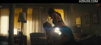 Rebecca Ferguson Sexy section in Reminiscence - UPSKIRT.TV