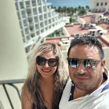 La comunidad de la Preparatoria Regional de Lagos de Moreno, alumnos,  docentes y administrativos, se congratula y recibe con gran entusiasmo al  Mtro. Pablo Mauricio Hernández Mora, quien toma el cargo de