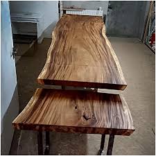 Viele von euch haben es schon mitbekommen, dass wir einen „neuen esstisch durch die leicht wellige oberfläche und die bürstung ist der eichentisch extra rustikal. Krebsmuhle Mobelmanufaktur Mobel Aus Naturholz