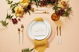 Beaded accent rimall sizes are approximate measurements. Clear Beaded Charger Plates Simply Seated Sydney Event Hire