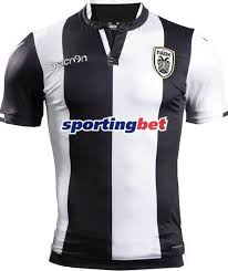 Paok fc's retro stadium jersey alternates light gray with black. Paok 2015 16 Trikots
