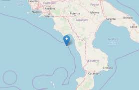 Scossa di 3.8 a visso, torna la paura. Terremoto Oggi Paura In Calabria Due Scosse All Alba