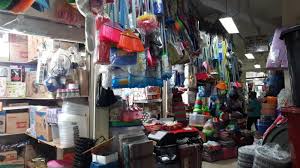 Hi semuanya, hari ini aku akan sharing pengalamanku membeli perlengkapan rumah yg aku beli secara online di shopee. Punya 5 Kios Di Pasar Cipete Selatan Penjual Perlengkapan Rumah Ini Merasa Tersaingi Toko Online Tribun Jakarta