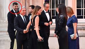 Simona had some free time after she raised the wimbledon trophy above her head and. Simona Halep È™i Noul Ei Iubit Toni Iuruc È™i Au Oficializat RelaÈ›ia Care Sunt PaÈ™ii PanÄƒ La NuntÄƒ Conform TradiÈ›iei La Aromani Libertatea