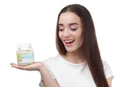 Coconut oil is one of the few substances that can actually penetrate the hair follicle. 5 Diy Coconut Oil Hair Mask Recipes To Try Curling Diva