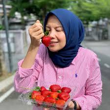 Ketuk ketuk ramadan 2013 bersama sheila rusly dan artis jemputan neelofa. Sheila Menangis Di Set Terakhir Ketuk Ketuk Ramadan Jinggo Akui Kos Tinggi Punca Tamatkan Program Soya Lemon