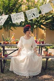 Dia De Los Muertos Wedding Inspiration Mexican Wedding Dress Traditional Mexican Wedding Dress Traditional Mexican Dress