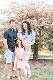 Hazelwood Family Mallori Ma Photography Spring Family Pictures Family Photoshoot Outfits Family Portrait Outfits