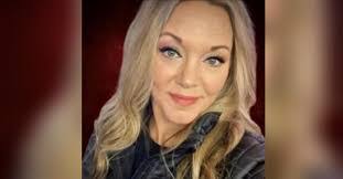 Alexis Vogel's Instagram, Twitter & Facebook