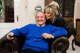 Házassági évfordulójukat különleges meglepetéssel ünneplik. Bigamiaval Vadoltak Korda Gyorgyot Borsonline Sztarhirek Pletyka Krimi Politika Sport