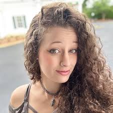 Nora: The Girl Who Ate and Ate and Ate . . . : Weale, Andrew, Cort, Ben:  Amazon.nl: Books