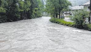 Hochwasser oder anderen unvorhersehbaren ereignissen mit verspätungen bzw. Trotz Dauerregens Besteht Im Talkessel Derzeit Keine Uberschwemmungsgefahr Almbachklamm Gesperrt