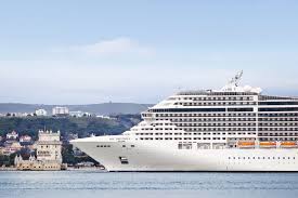 Msc preziosa glitters adorned with a swarovski crystal stairway and murano chandeliers in the restaurants. Msc Preziosa Live Aktuelle Position Verfolgen Webcam Routen