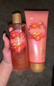 My Sister Gave These To Me I Never Used Them She Used The Shower Gel Twice Body Smells Hair And Skin Vitamins Bath And Body Works Perfume