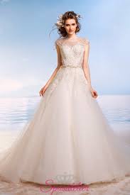 Dai un'occhiata alla nostra straordinaria selezione di abiti da sposa alla moda. Abiti Da Sposa Semplici Color Avorio Off 71