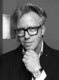 Mark DeSanto (@heymarkd)