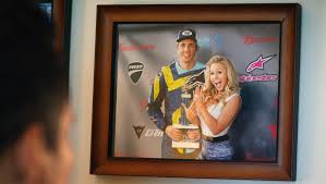 Michael peña dax shepard vincent d'onofrio rosa salazar jessica mcnamee adam brody isiah whitlock jr. Kristen Bell Is Terrible In Chips Just Ask Her Husband Dax Shepard