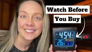 Amazon.com: La Crosse Technology Color Projection Alarm Clock with  Indoor/Outdoor Temperature & Charging USB Port, Wireless, Backlit, Black,  616-146 : LaCrosse Technology: Home & Kitchen