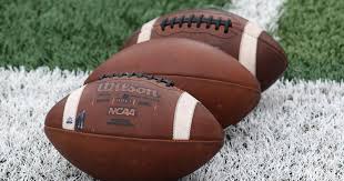 Alle paarungen und termine der runde. Ea Sports Revives Its College Football Video Game But It Won T Include Real Student Athletes Cbs News