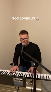 Chris Caylor (@chriscaylorofficial)