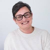 Valerie Maes's Instagram, Twitter & Facebook