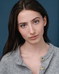 Leanne Rowley's Instagram, Twitter & Facebook